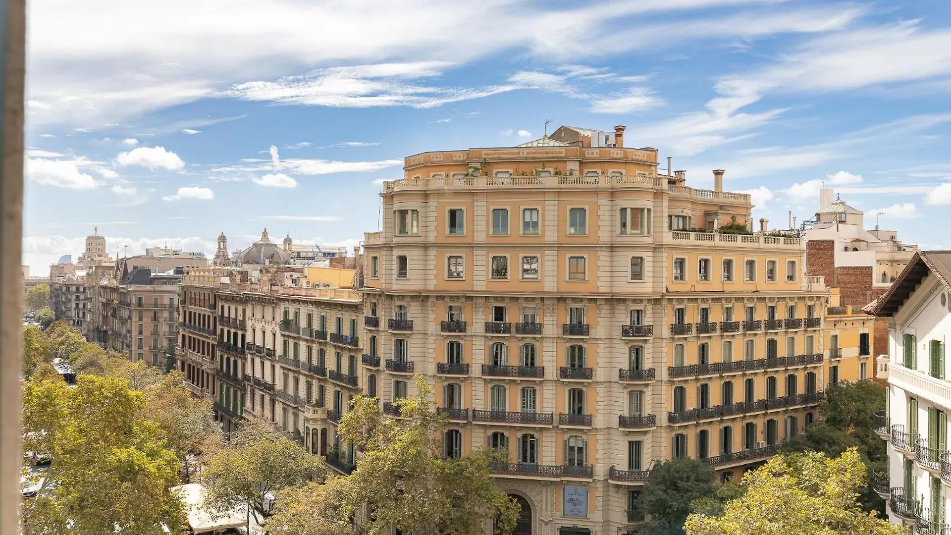 Cosmo Apartments Rambla Catalunya Barcelona Spain