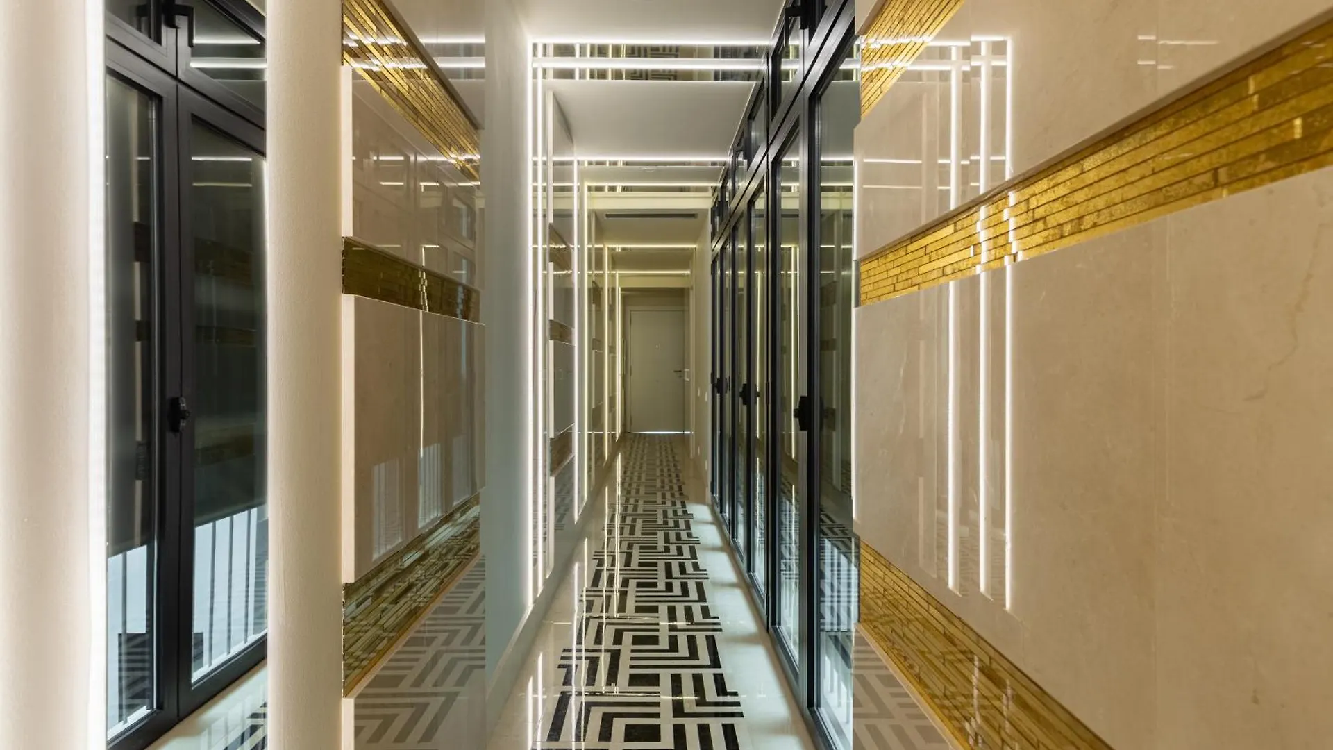 Cosmo Apartments Rambla Catalunya Barcelona Spain