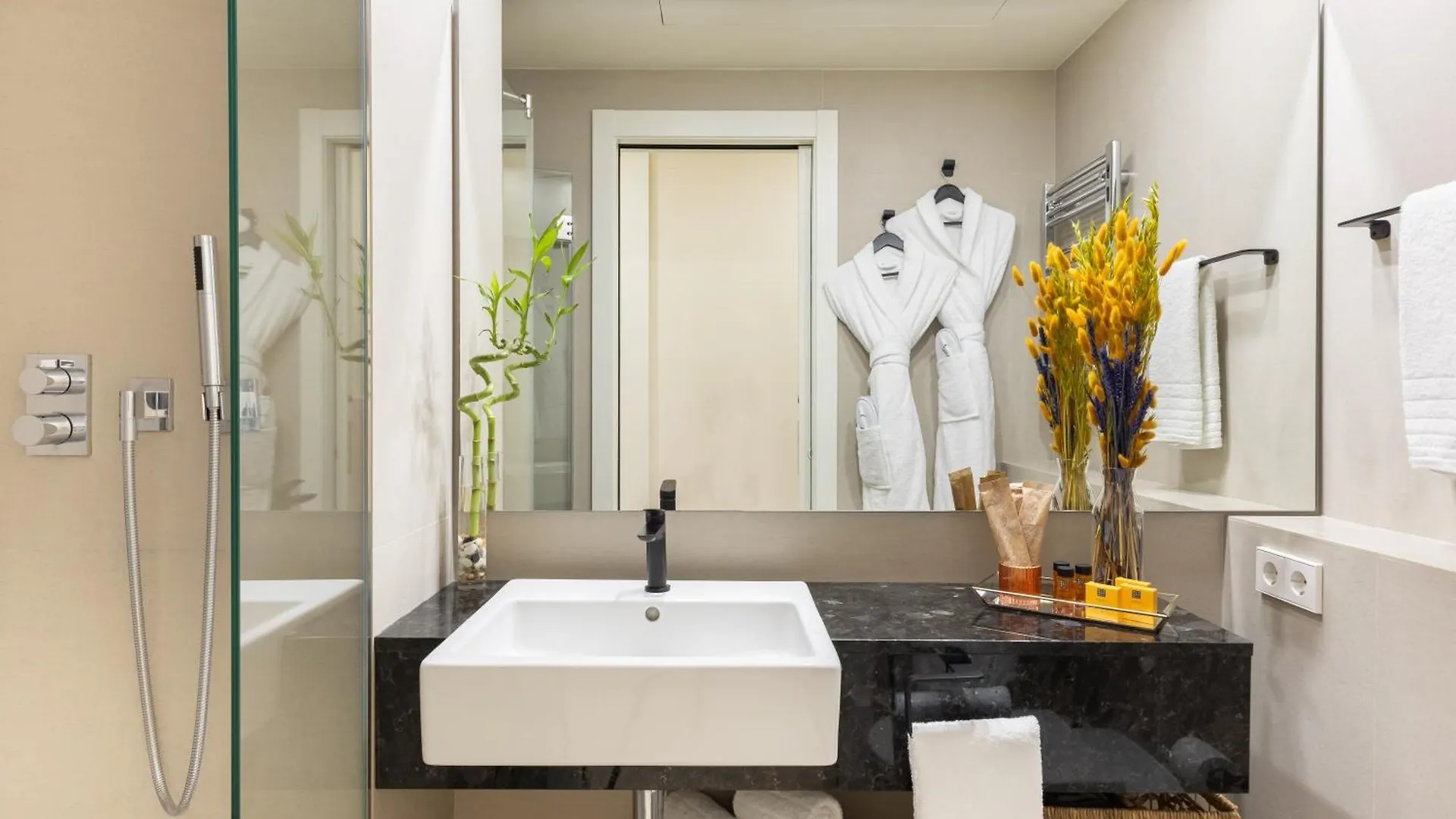 Cosmo Apartments Rambla Catalunya Barcelona